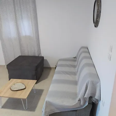 On The Wave Διαμέρισμα Παραλία Ιρίων